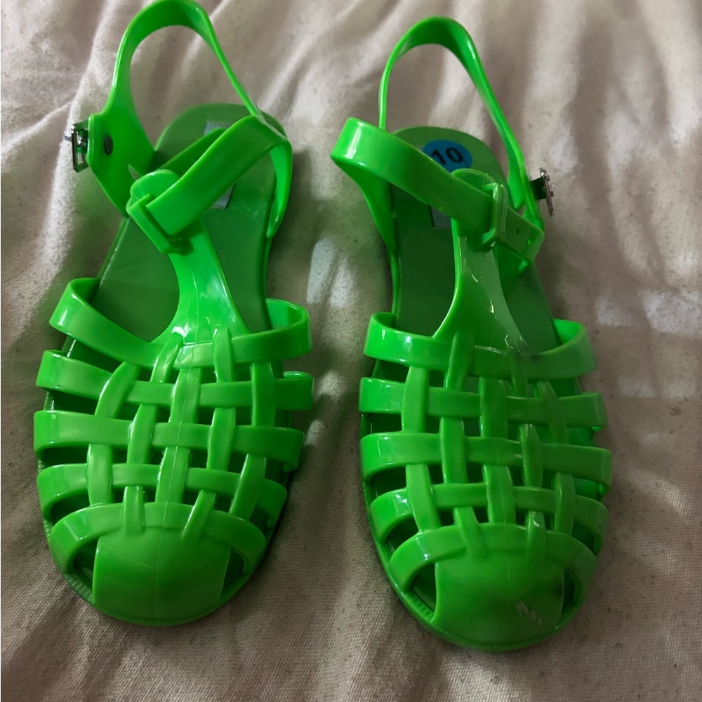Vibrant Green Jelly Sandals
